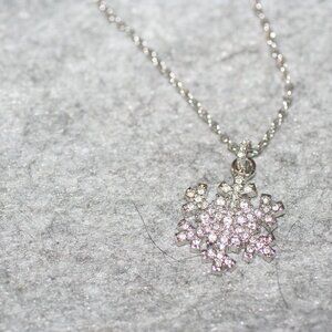 Swarovski Crystal Snowflake Pendant WITH 18" Chain RHD/CRY 1515249 MIB W/COA